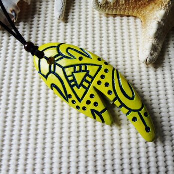 おしゃれなアートペンダント　１００－４８