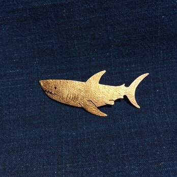 受注制作　サメ 　真鍮ブローチの画像