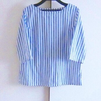 ストライプのブラウス１９