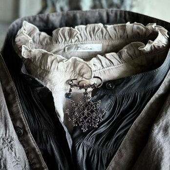 Charcoal Gray Emblemの画像