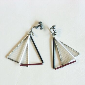 Triangle Earringsの画像