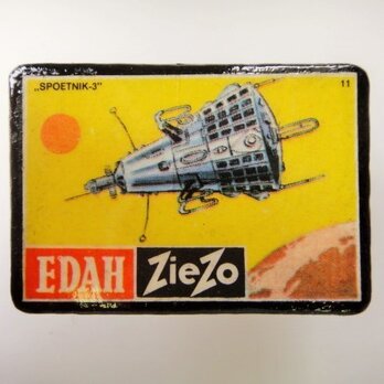 チェコ　マッチラベルブローチ2786の画像