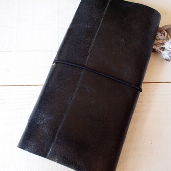 本革黒いクラック　A5変形手帳カバー　自然な切り口　モレ・トラベラーズの画像