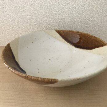 飴釉と唐津釉の鉢
