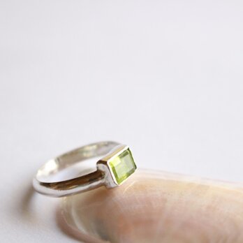 宝石質ペリドットAAA　Silver950　Ringの画像