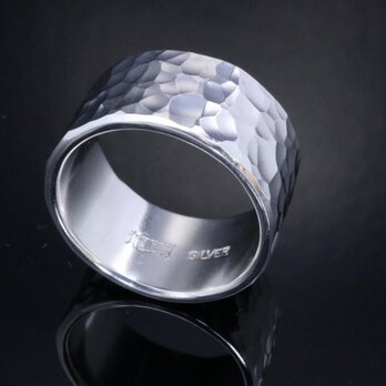 指輪 メンズ : 丸 鎚目 槌目 リング 12mm幅 シンプル ペア ペアリング シルバーリング 10～27号の画像