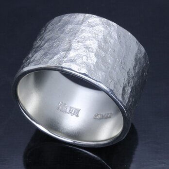 指輪 メンズ : 岩石 丸 鎚目 槌目 リング 15mm幅 シンプル シルバーリング 20～30号の画像