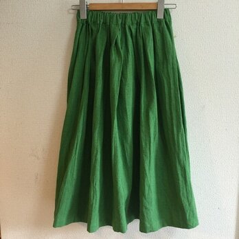 【ゆったりサイズ】ブリリアントグリーンのロングスカートの画像