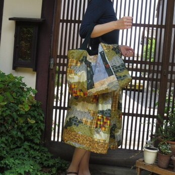 着物リメイク☆綺麗な紬でパッチバッグ♪横長大きめですの画像