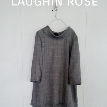 ファーラウエー＊チュニックブラウス（コットンヘリンボーン）