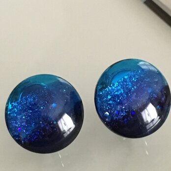 blue blue blue イヤリング クリップ式に変更可能の画像