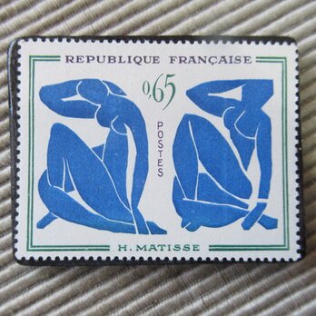 フランス　美術マチス「-青い裸婦」切手ブローチ　2854の画像