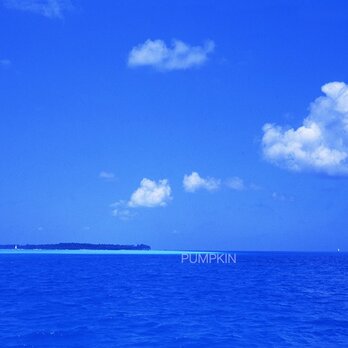 モルディブの白い雲と水平線-Ⅲ 　PH-A4-0109    モルディブ　白い雲　碧い海　海　オーシャン　コバルトブルーの画像