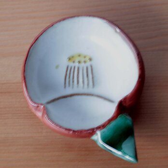 豆皿（赤椿）箸置きタイプの画像