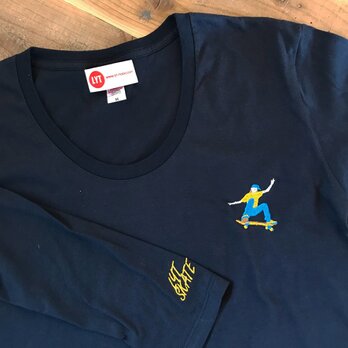 スケートボード 刺繍 Uネック ロングスリーブ Tシャツの画像