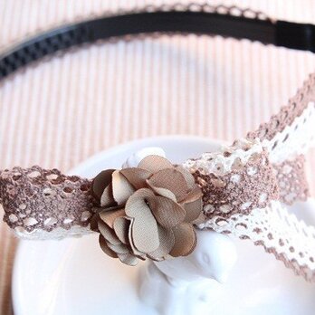 レースのカチューシャ（ブラウン）送料無料