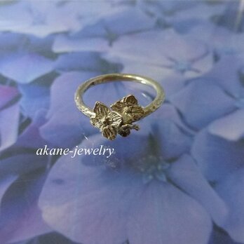 紫陽花の指輪の画像