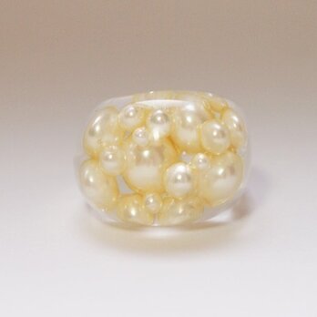 pearl ring [cream]の画像