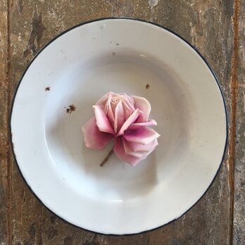 ルージュ薔薇…suMire- bouquet  布花コサージュの画像