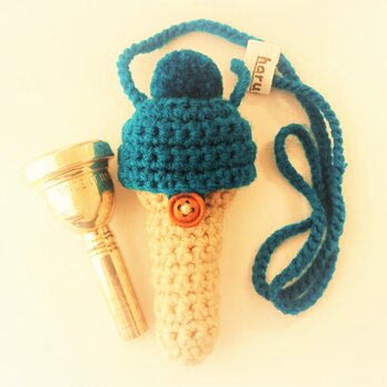 トロンボーン マウスピースケース毛糸のポンポン【藍色】首掛け用の画像
