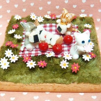 にゃんこのしっぽ○なかよしにゃんこのピクニック○猫○ミニチュア