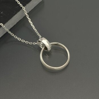 大切な指輪をネックレスにできる「リングホルダー・ミニ」（SV925）の画像