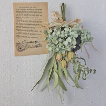 アジサイとユーカリのA風スワッグ