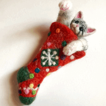 2way♪Cat in Christmas Stockings ブローチ＆ペンダント　アメショ　形状安定羊毛フェルトの画像