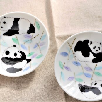 子パンダとカラフル笹の葉の豆皿2枚セットの画像