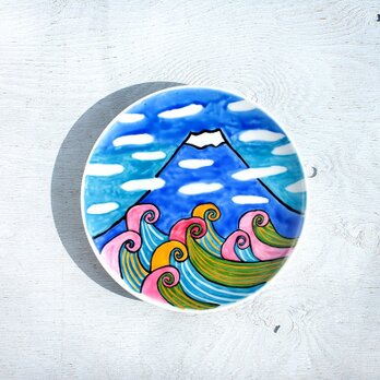 夏の富士山（波千鳥）色絵皿の画像