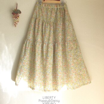 リバティポピー&デイジーの贅沢ティアードスカートの画像