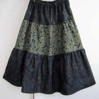 着物リメイク♪モダン柄3種類大島紬の３段ティアードスカート（裏地付き）の画像