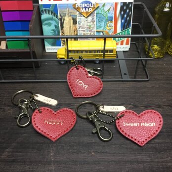 【メッセージが選べる】ハートのレザーキーホルダー【箔押しタイプ】【郵便送料無料サービス】