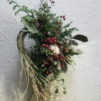 しめ縄wreath-赤い実の画像