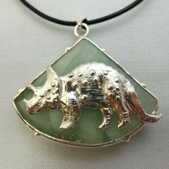 トリケラトプス　リバーシブルペンダント