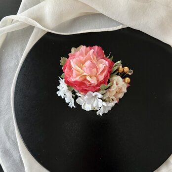 ピオニーと紫陽花の髪飾りの画像