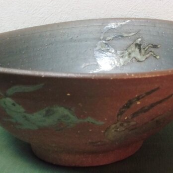 兎文変形鉢の画像