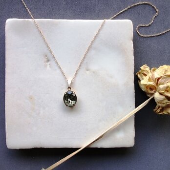 Vintage Stone Necklace■Oval■Grayの画像