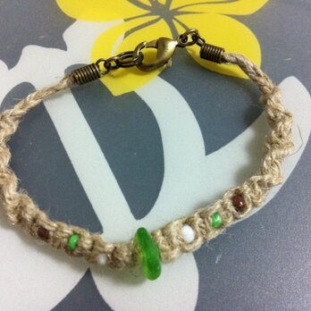 Green beachglass braceletの画像
