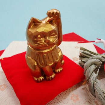 新年の夢に寄り添う「招き猫」Ｍ－６