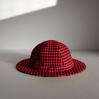 ◎ sale ◎ つばの薄い帽子 - ウール　赤黒　ダイヤ -の画像