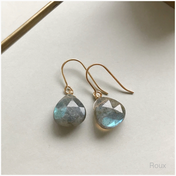 ラブラドライトのピアス 宝石質AAA（14kgf ）