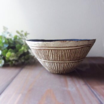 縦縞ボール　/　茶×白