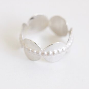 Round pearl wire ringの画像