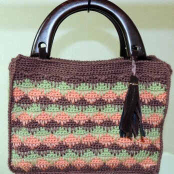 手編みのバッグの画像
