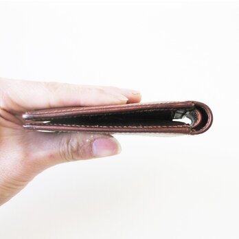 スキニーウォレット<Brown> 　ラッピング・名入れ無料　 薄い 二つ折り財布の画像