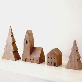 小さな木の家ー森の教会１ーの画像