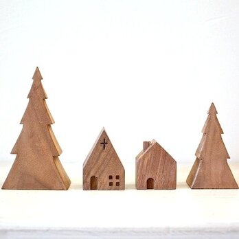 小さな木の家ー森の教会2ーの画像
