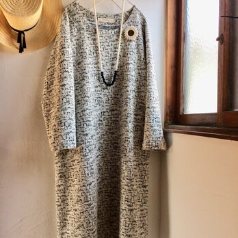 ツィード風ニット　シンプルAラインワンピース　フォーマルにも