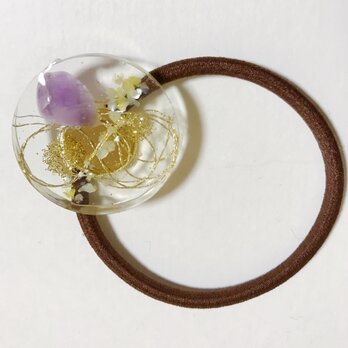 【ike】糸と石と貝のレジンヘアゴム パープルの画像